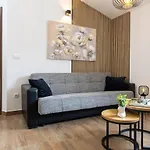 Mirela Hébergement de vacances *