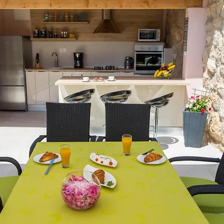 Ferienhaus Mirela Cibaca