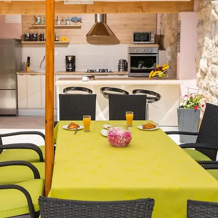 Mirela Tatil Evi