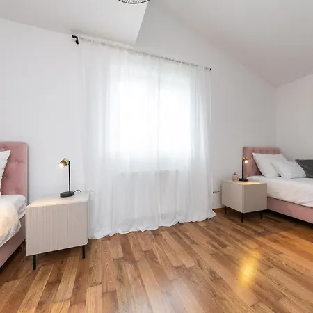 Feriehus Mirela Cibaca